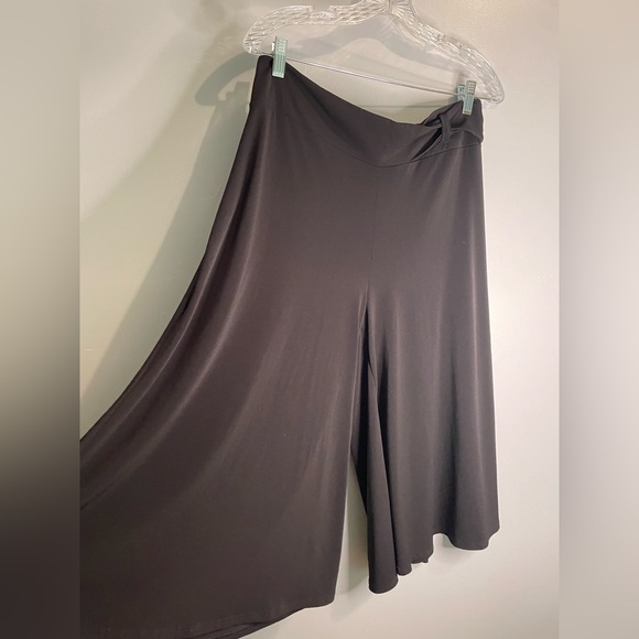 Cato Women’s Gauchos Black Size 14/16W Wide Leg Stretchy Lounge Bow Waist Comfy - Picture 1 of 12